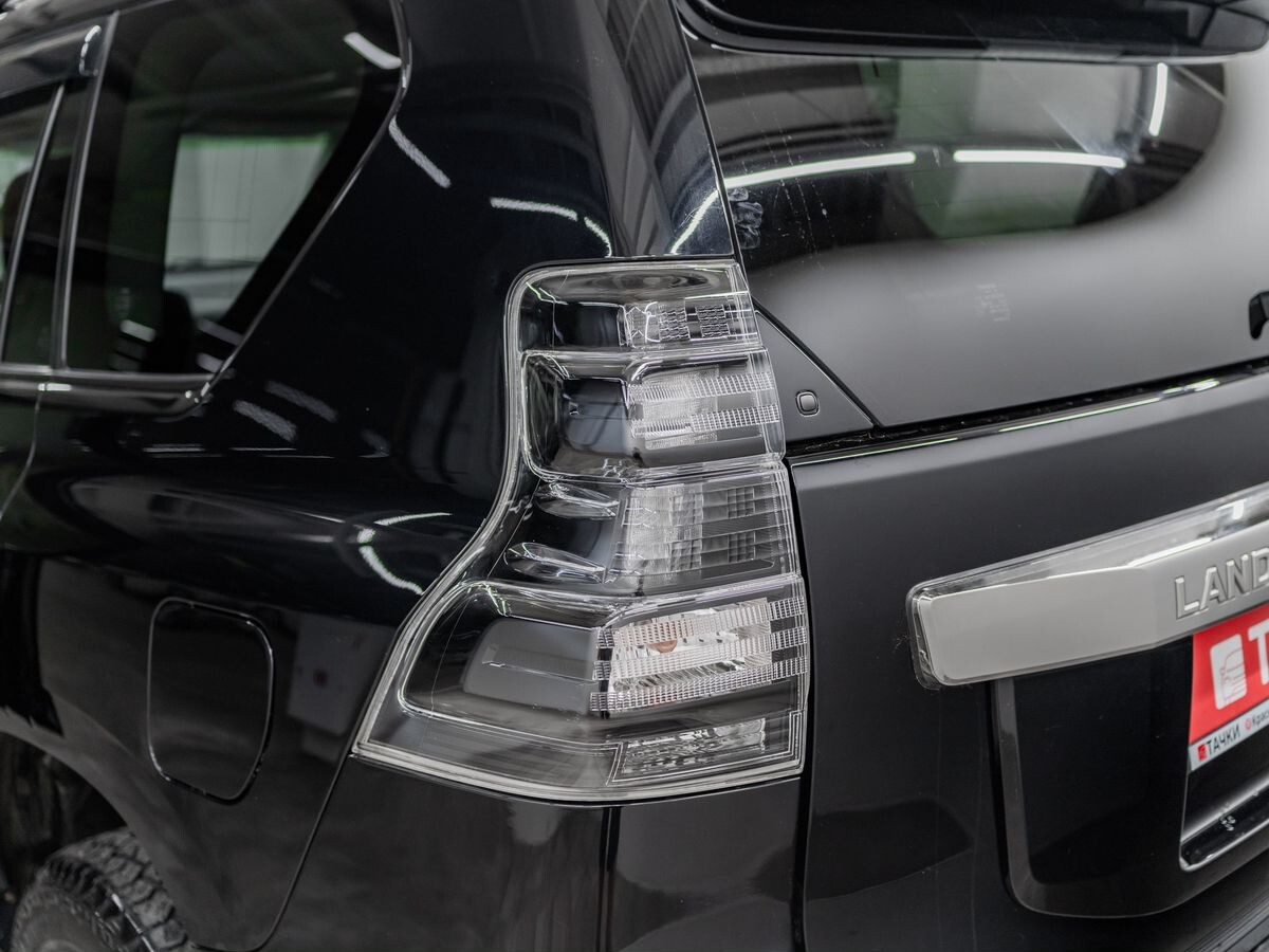 Toyota Land Cruiser Prado 2016 - фото автомобиля