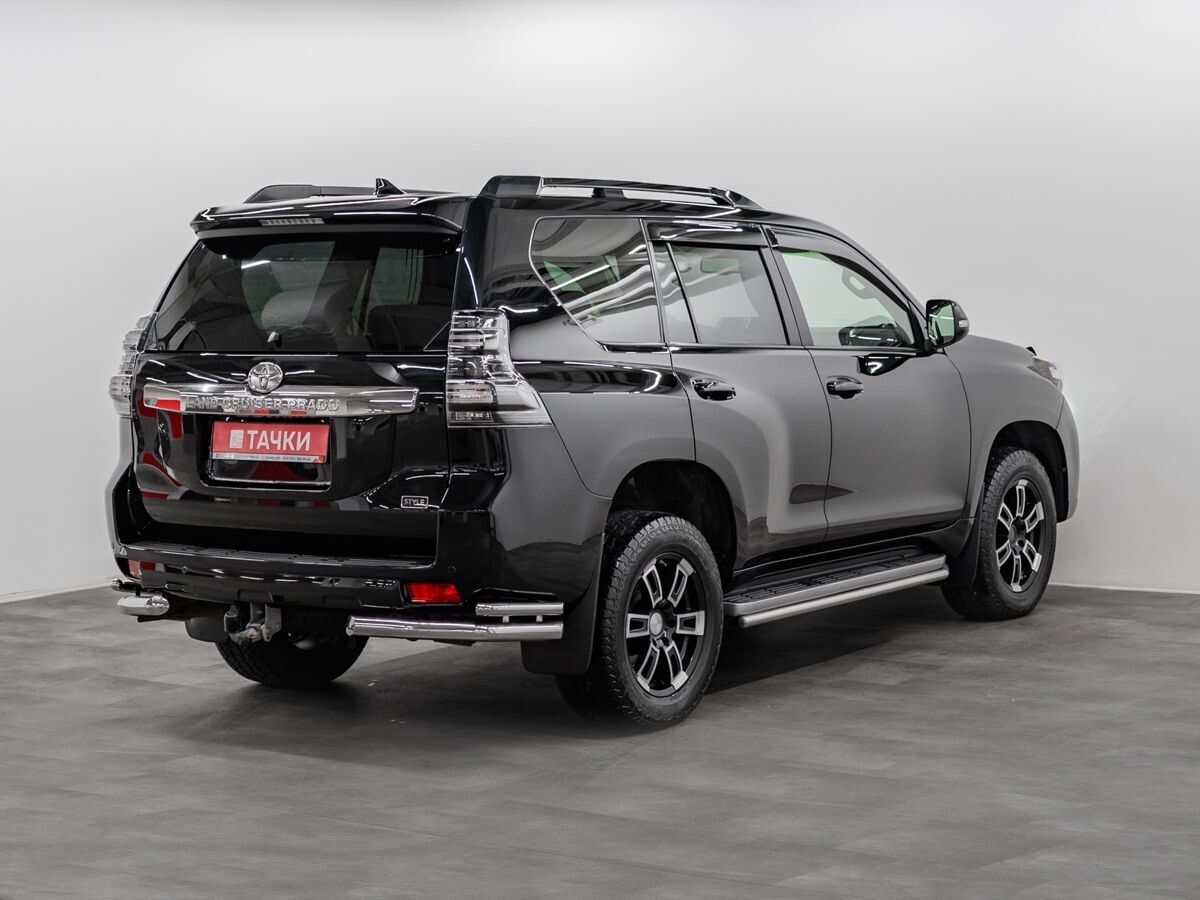 Toyota Land Cruiser Prado 2016 - фото автомобиля