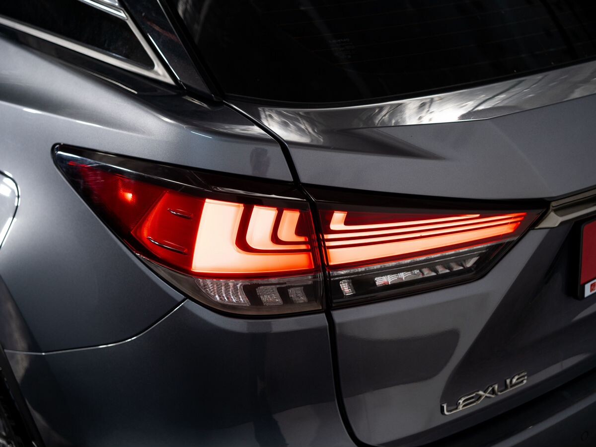 Lexus RX300 2020 - фото автомобиля
