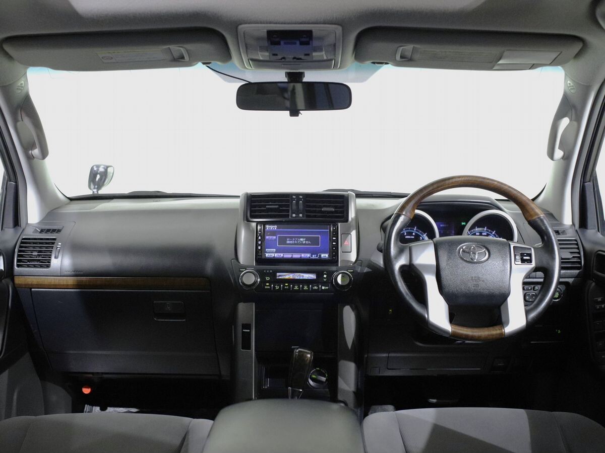 Toyota Land Cruiser Prado 2011 - фото автомобиля
