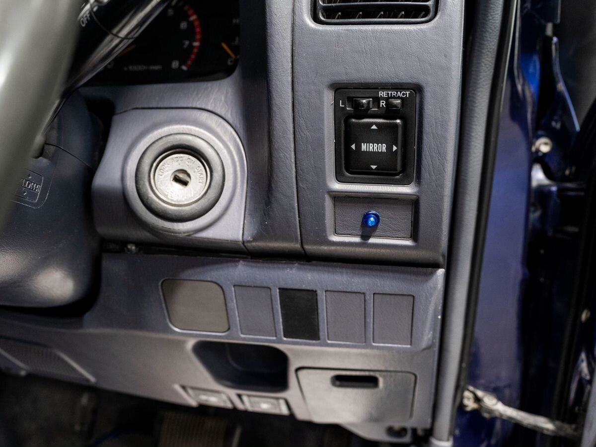 Toyota Land Cruiser Prado 1997 - фото автомобиля