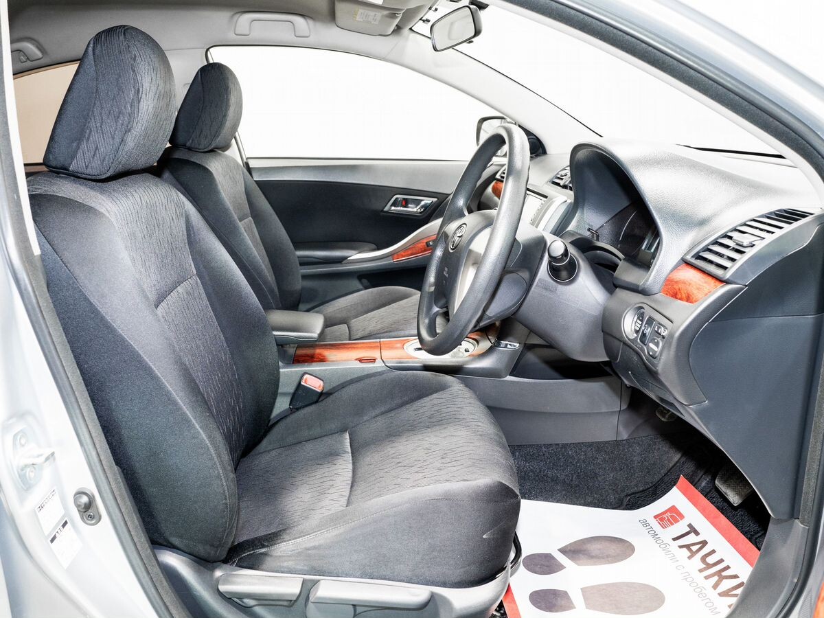 Toyota Allion 2012 - фото автомобиля