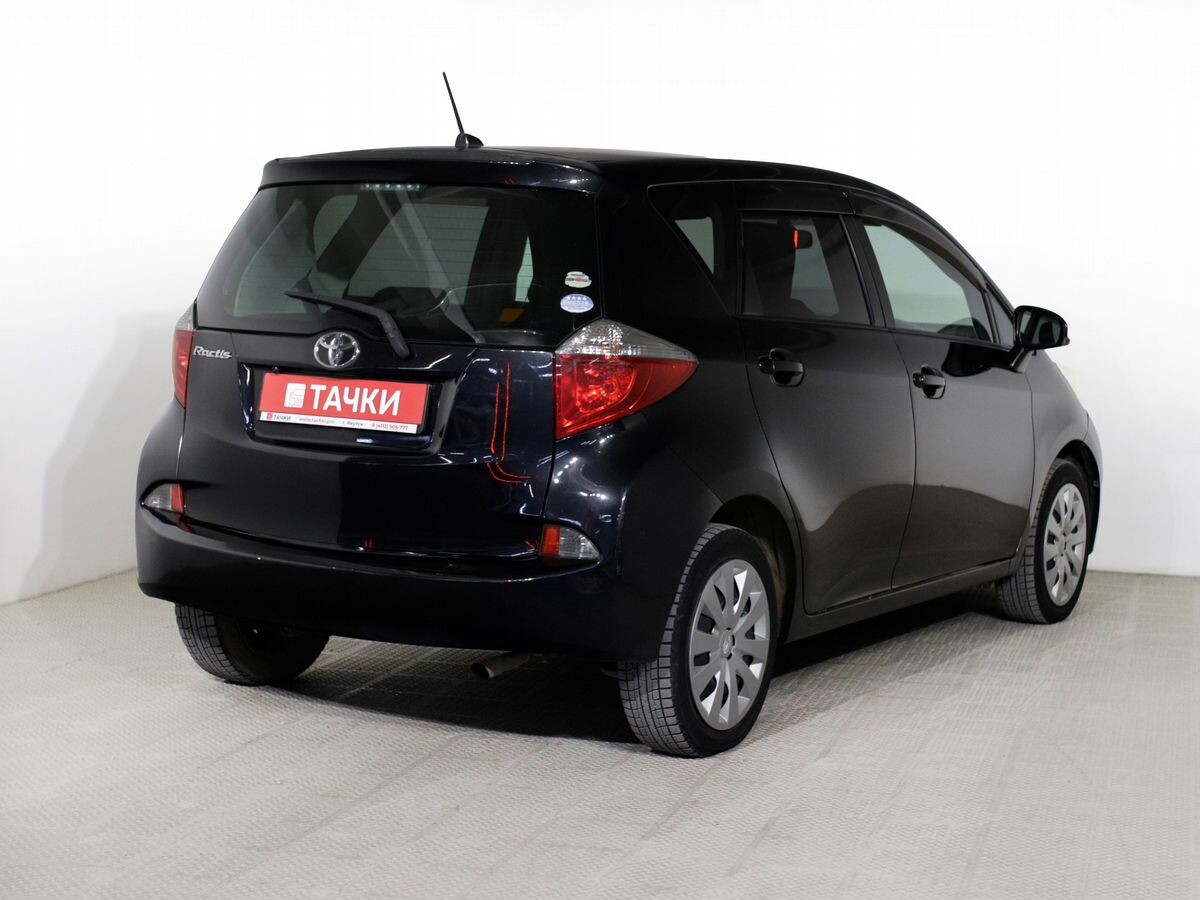 Toyota Ractis 2011 - фото автомобиля