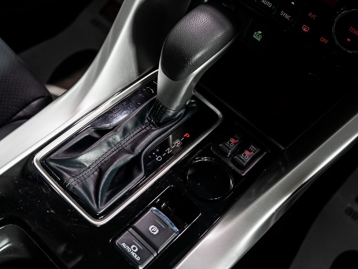 Mitsubishi Eclipse Cross 2020 - фото автомобиля