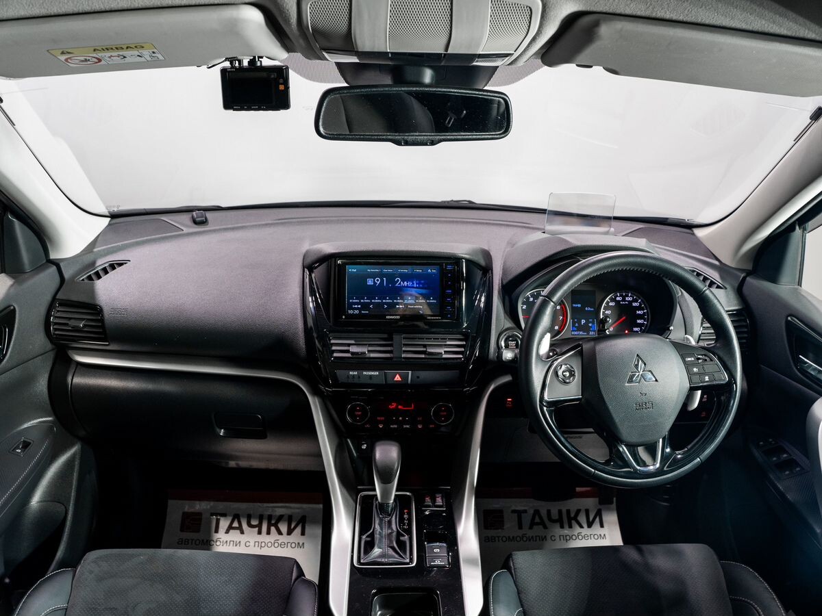 Mitsubishi Eclipse Cross 2020 - фото автомобиля