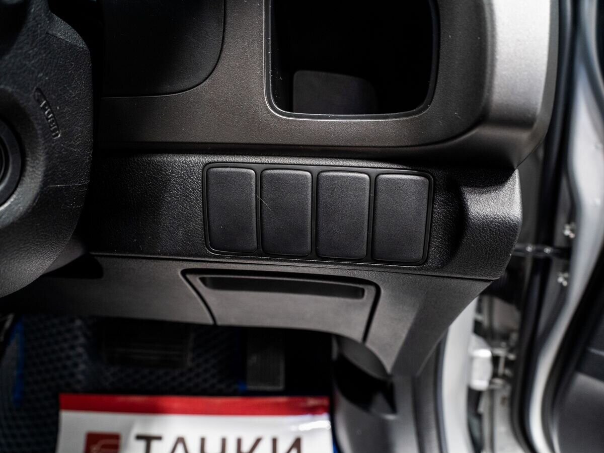 Honda Stream 2009 - фото автомобиля