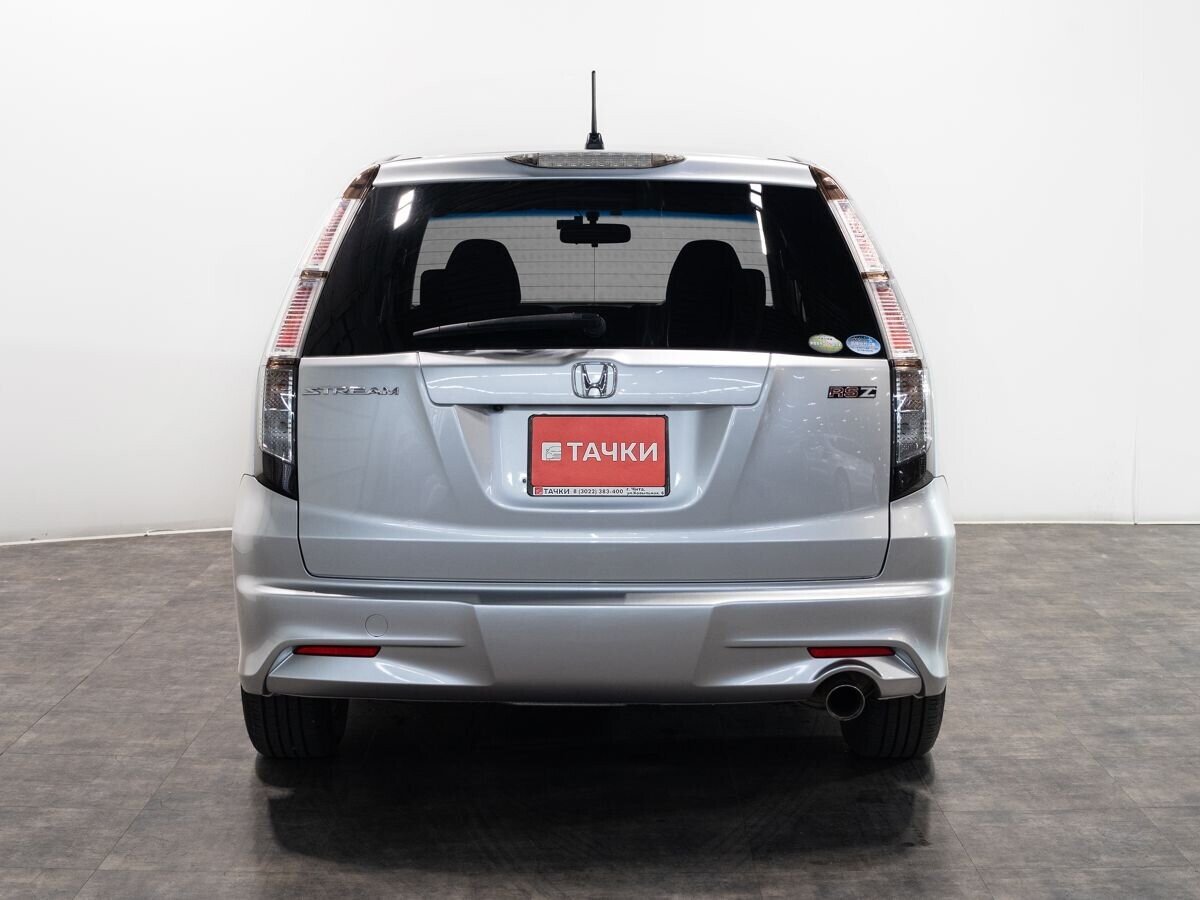 Honda Stream 2009 - фото автомобиля