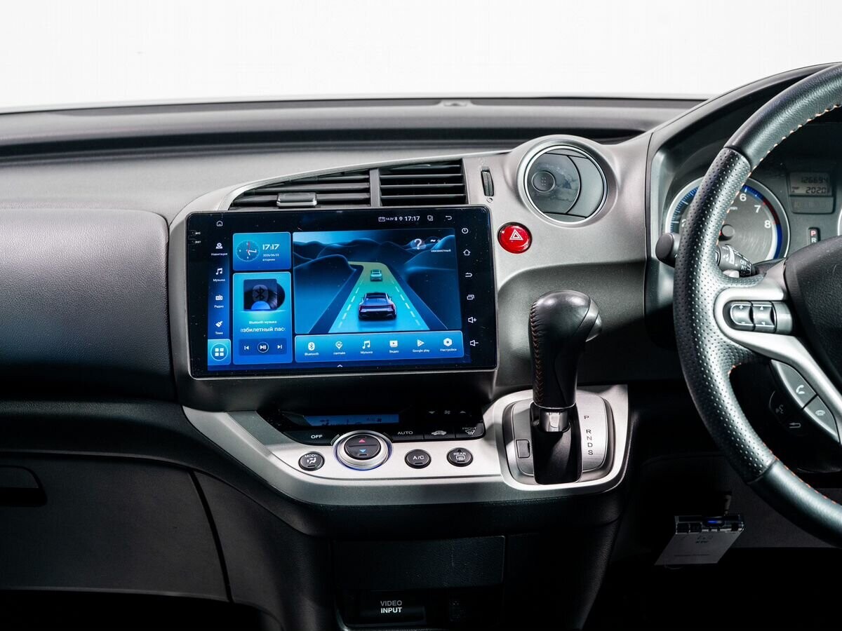 Honda Stream 2009 - фото автомобиля