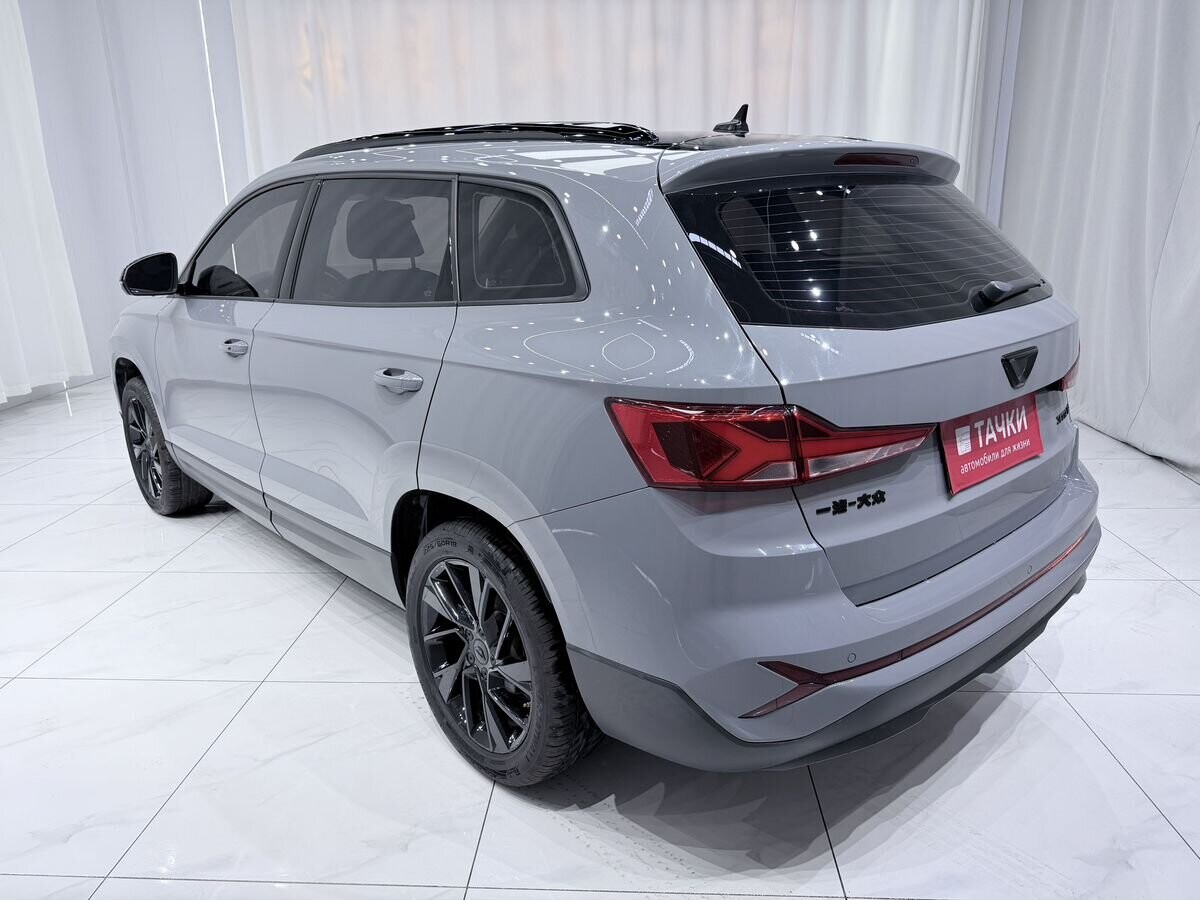 Jetta VS7 2022 - фото автомобиля