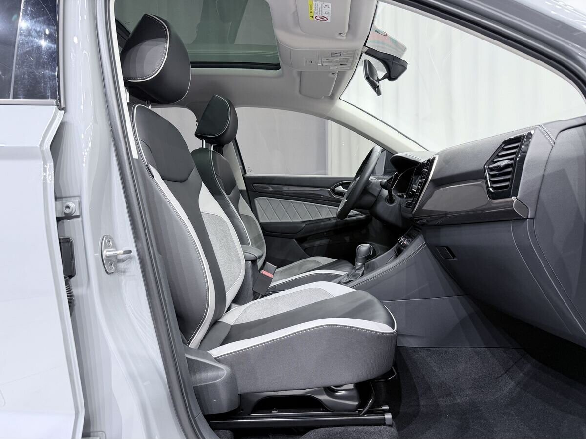Jetta VS7 2022 - фото автомобиля