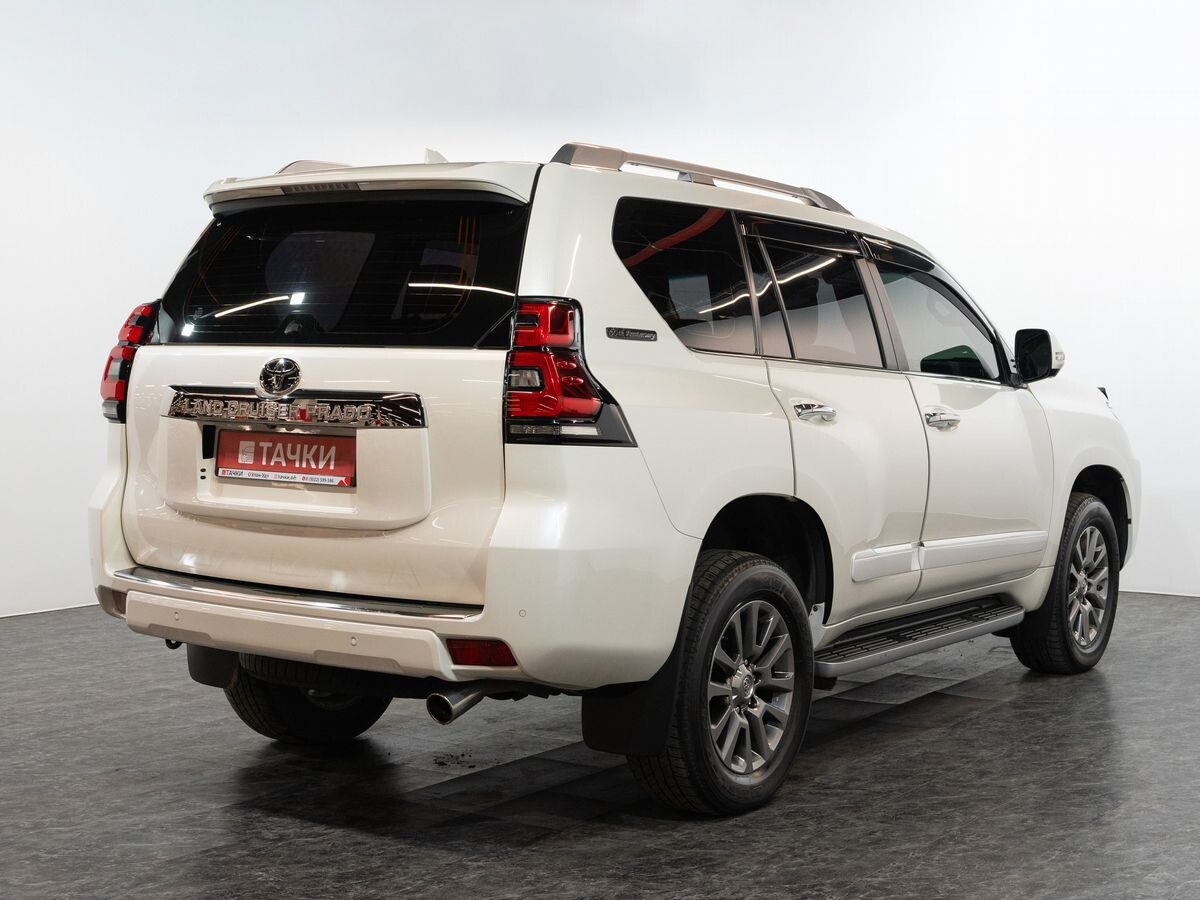 Toyota Land Cruiser Prado 2018 - фото автомобиля