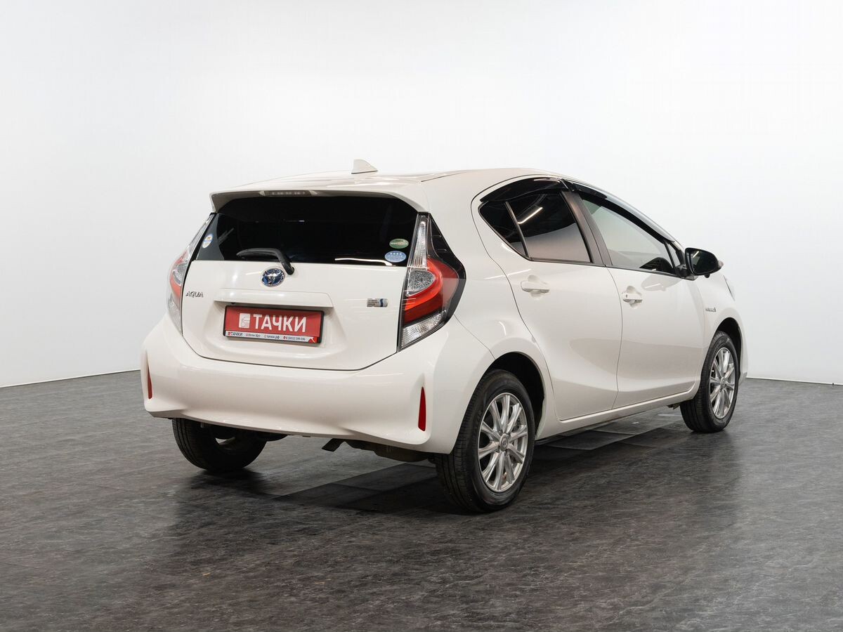 Toyota Aqua 2019 - фото автомобиля