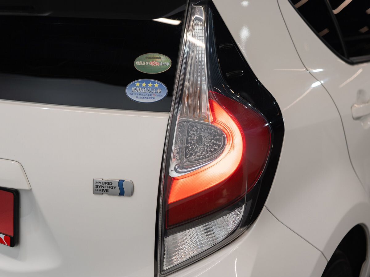 Toyota Aqua 2019 - фото автомобиля