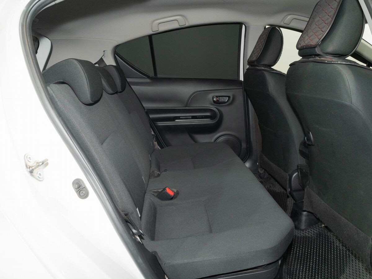 Toyota Aqua 2019 - фото автомобиля