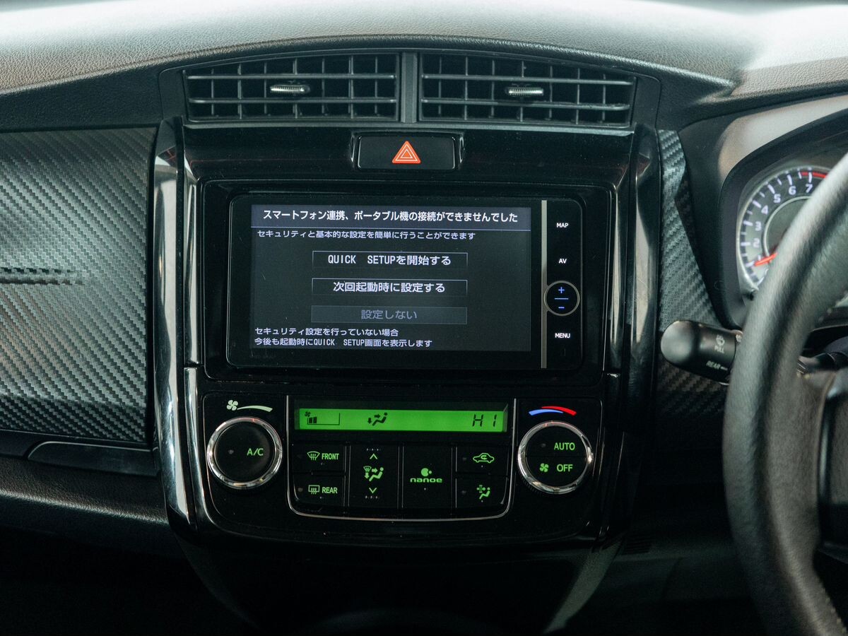 Toyota Corolla Fielder 2013 - фото автомобиля