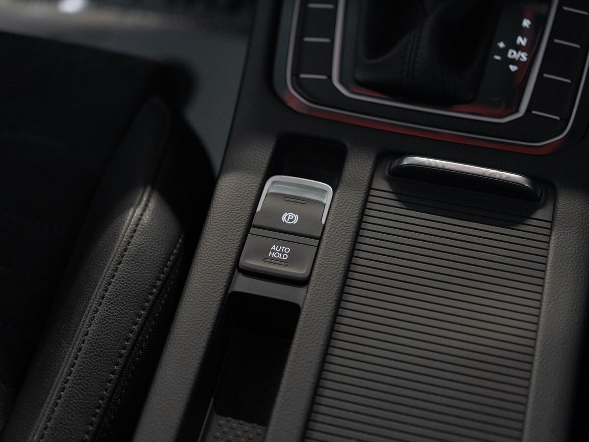 Volkswagen Passat 2016 - фото автомобиля