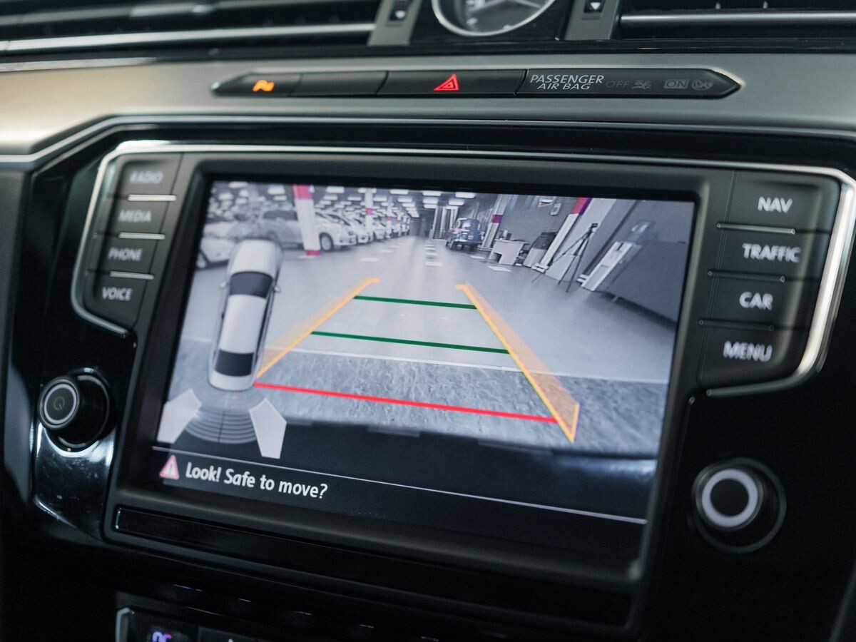 Volkswagen Passat 2016 - фото автомобиля