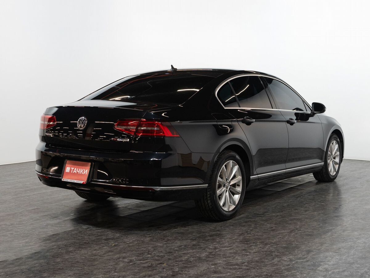 Volkswagen Passat 2016 - фото автомобиля