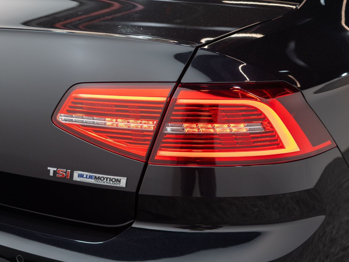 Volkswagen Passat 2016 - фото автомобиля