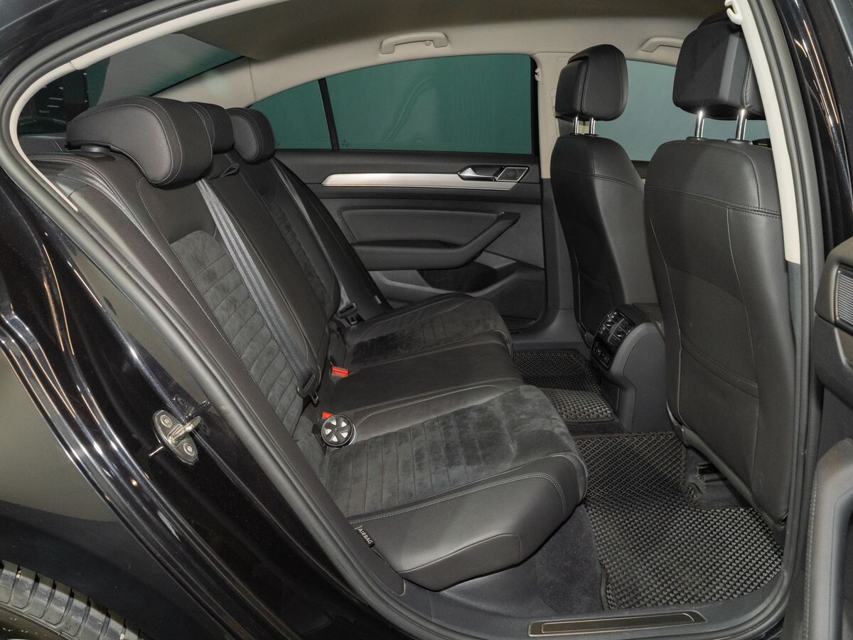Volkswagen Passat 2016 - фото автомобиля