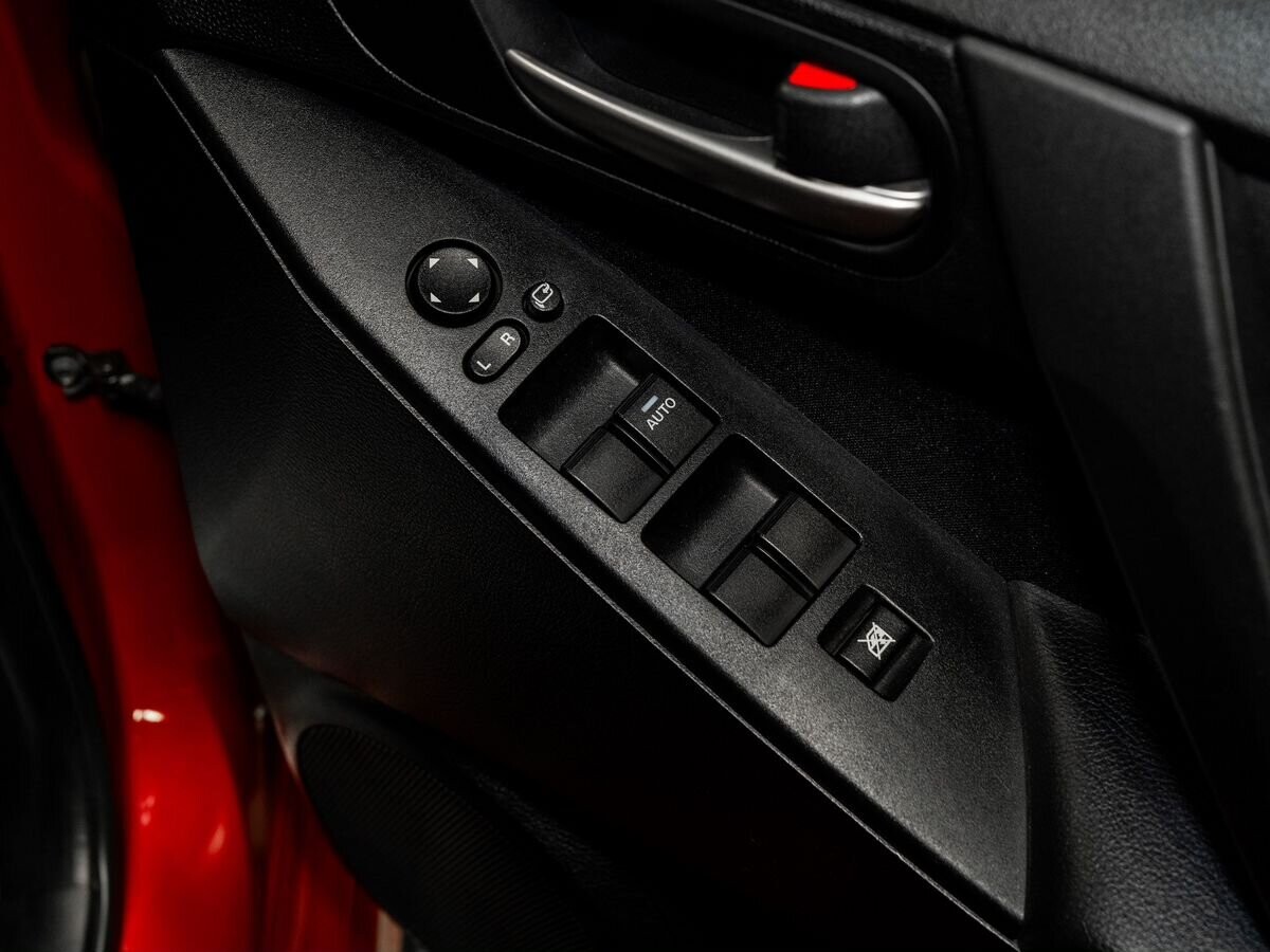 Mazda Axela 2010 - фото автомобиля