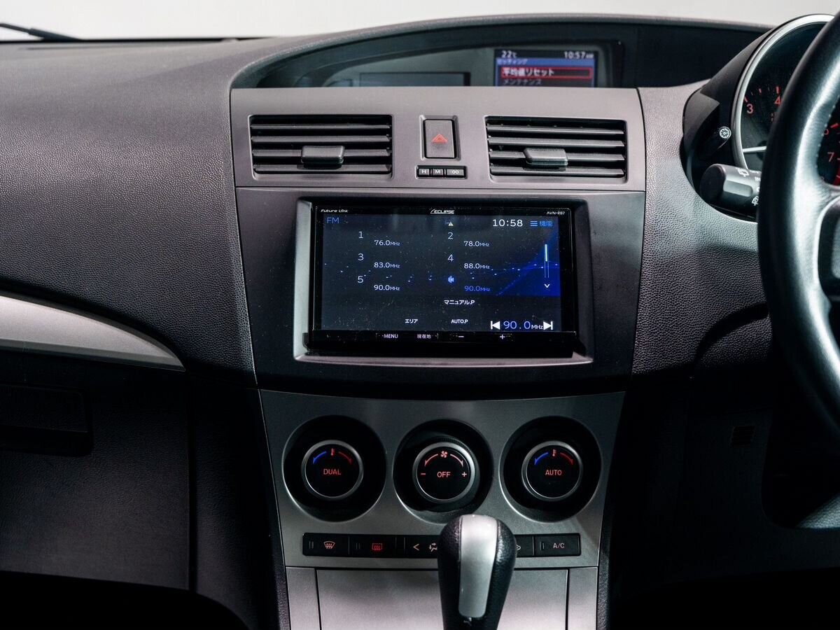 Mazda Axela 2010 - фото автомобиля