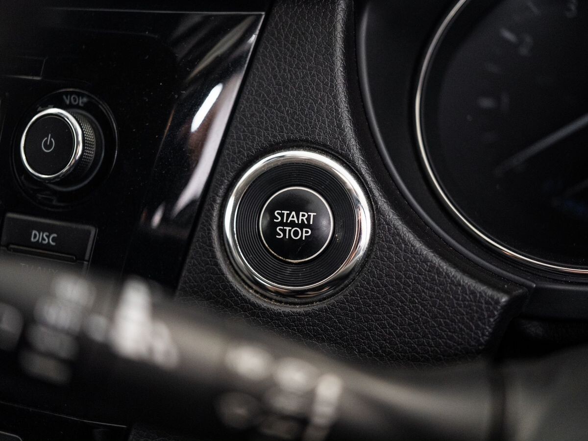 Nissan X-Trail 2015 - фото автомобиля