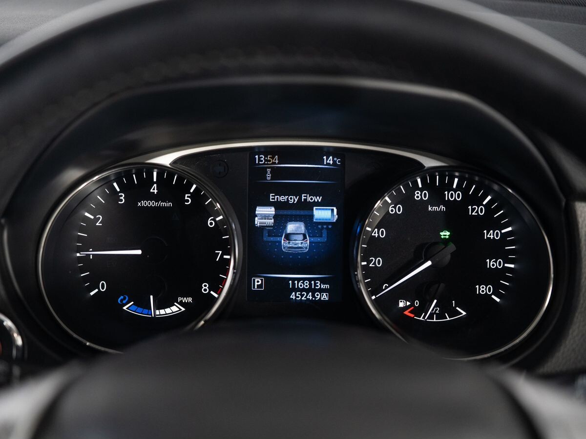 Nissan X-Trail 2015 - фото автомобиля