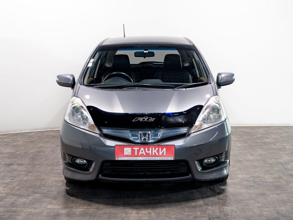 Honda Fit Shuttle 2012 - фото автомобиля