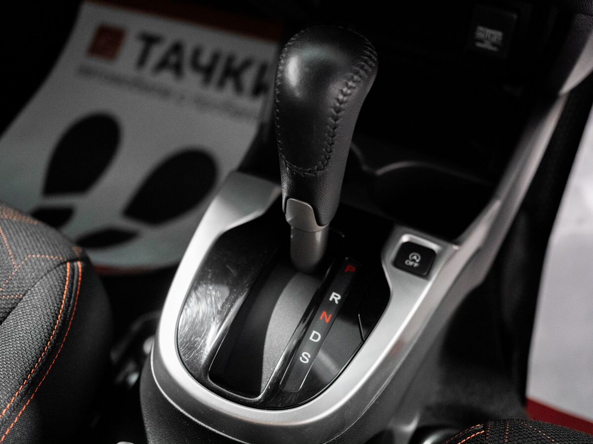 Honda Fit 2013 - фото автомобиля