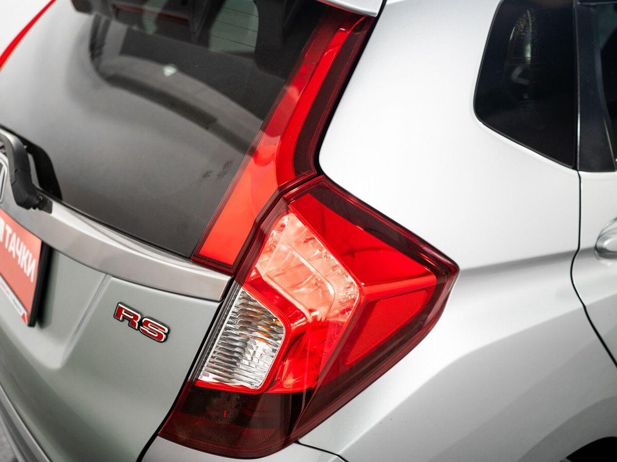 Honda Fit 2013 - фото автомобиля