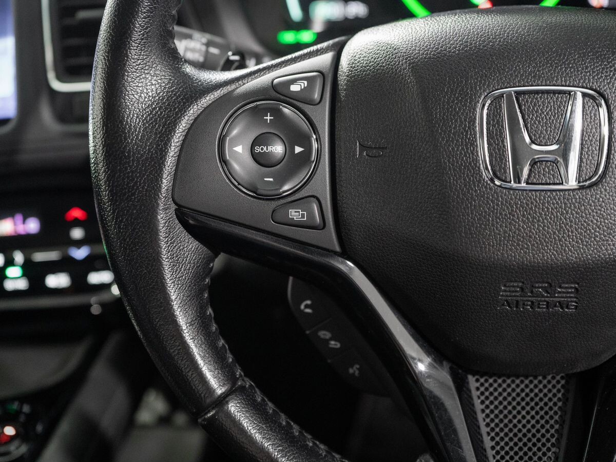 Honda Vezel 2018 - фото автомобиля