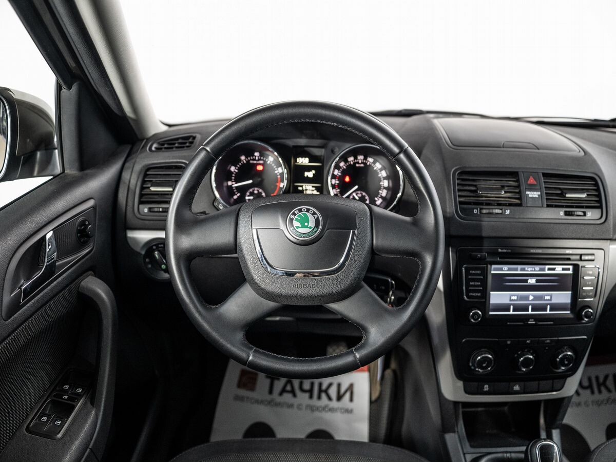 Skoda Yeti 2012 - фото автомобиля