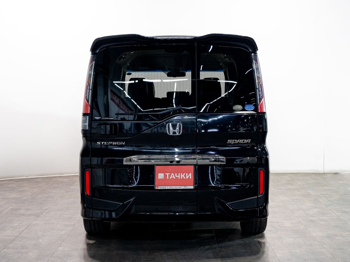 Honda Stepwgn 2017 - фото автомобиля