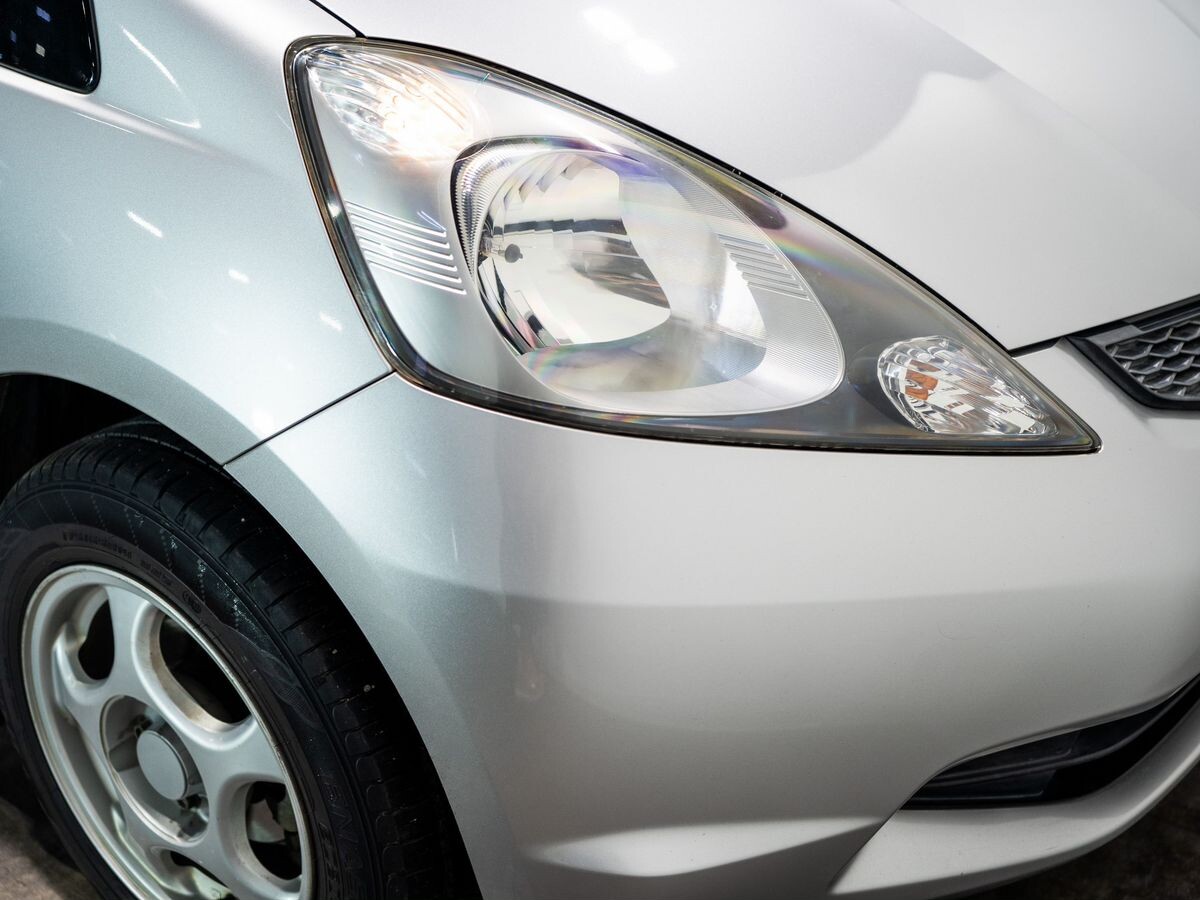 Honda Fit 2010 - фото автомобиля