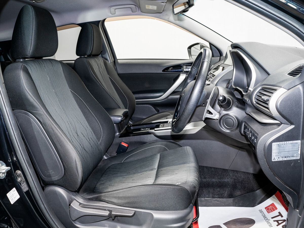 Mitsubishi Eclipse Cross 2018 - фото автомобиля