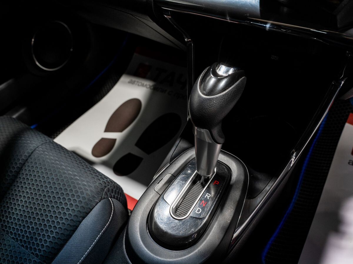 Honda CR-Z 2012 - фото автомобиля