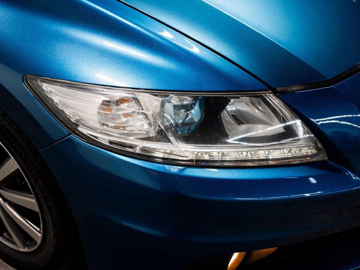 Honda CR-Z 2012 - фото автомобиля