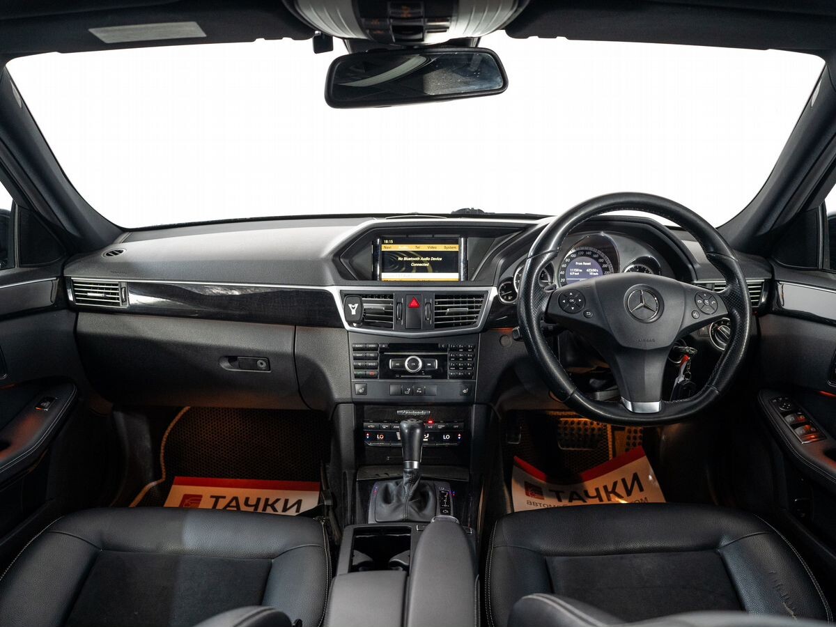Mercedes-Benz E-Class 2010 - фото автомобиля