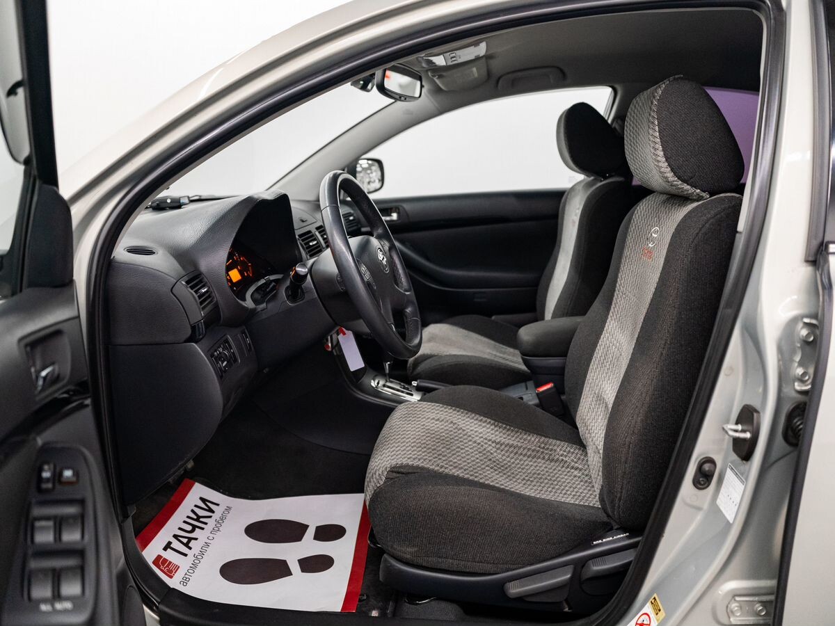 Toyota Avensis 2008 - фото автомобиля
