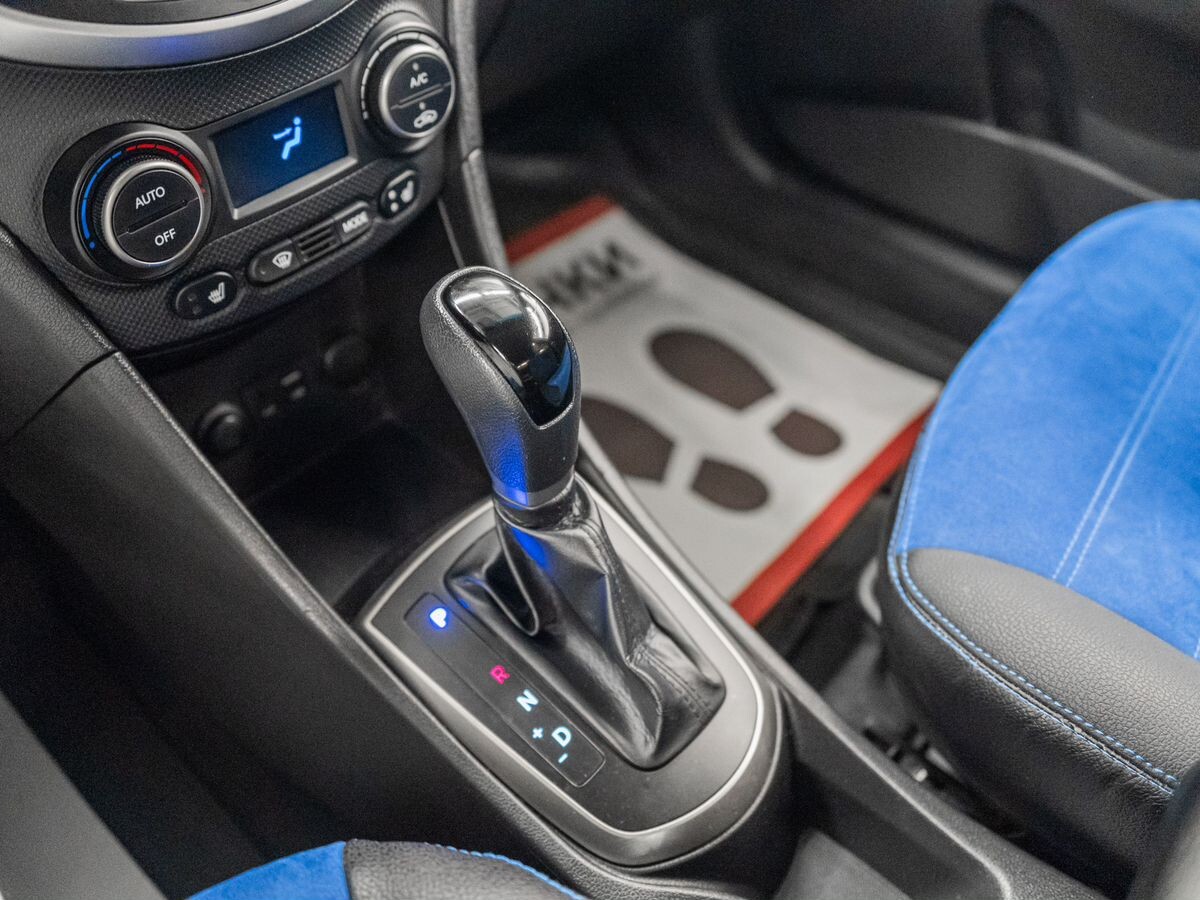 Hyundai Solaris 2016 - фото автомобиля