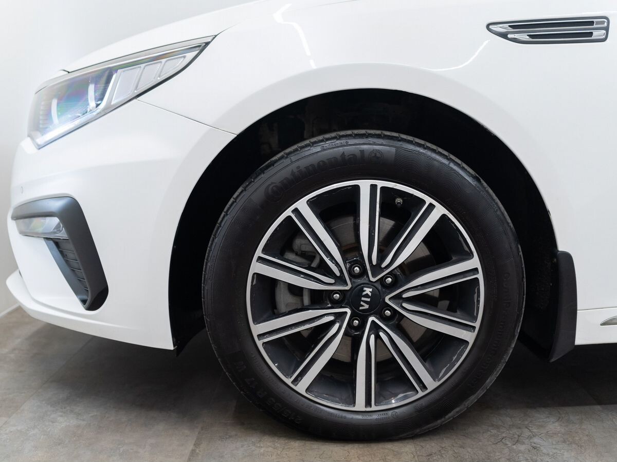 Kia Optima 2019 - фото автомобиля