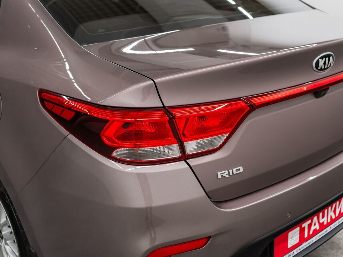 Kia Rio 2018 - фото автомобиля