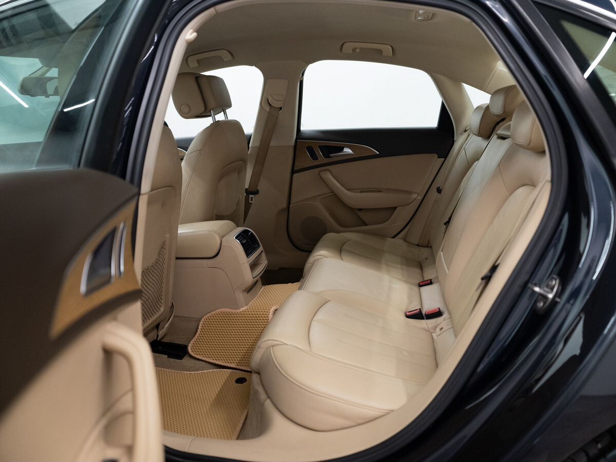 Audi A6 2011 - фото автомобиля