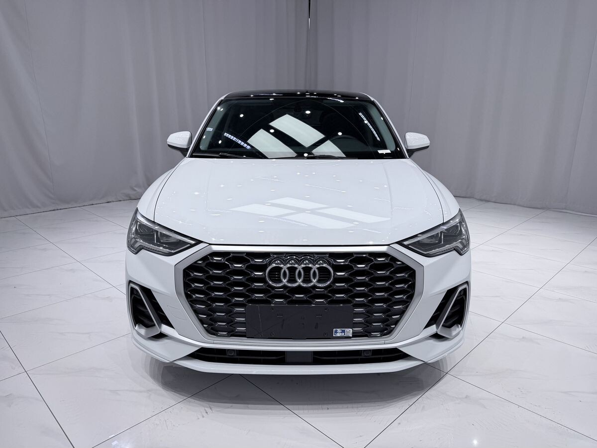 Audi Q3 Sportback 2022 - фото автомобиля