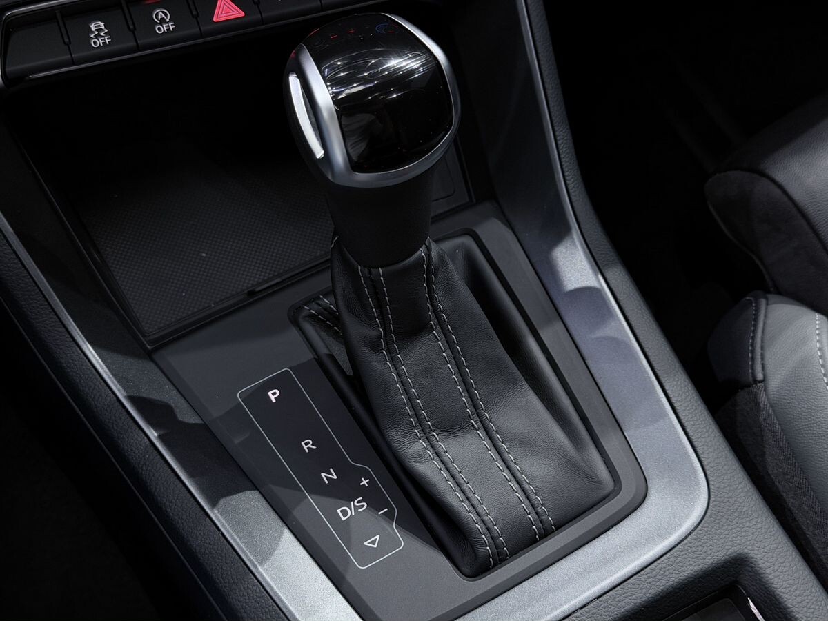 Audi Q3 Sportback 2022 - фото автомобиля