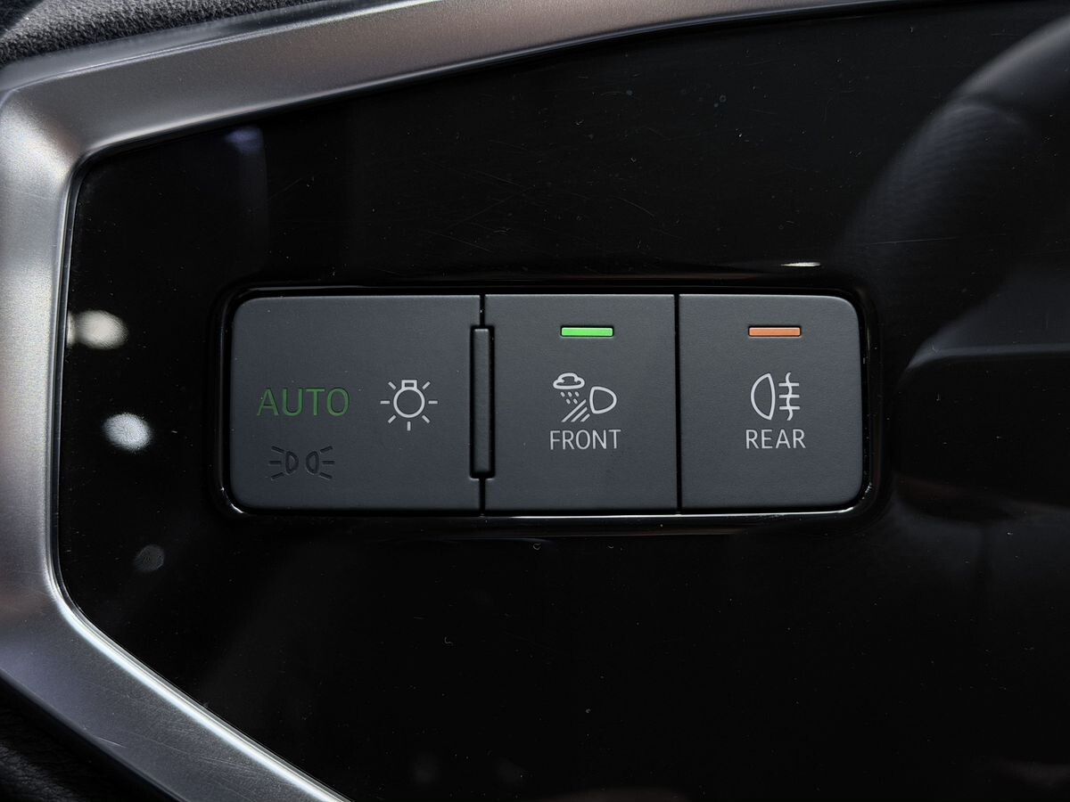 Audi Q3 Sportback 2022 - фото автомобиля