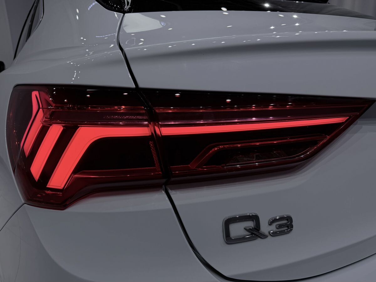 Audi Q3 Sportback 2022 - фото автомобиля