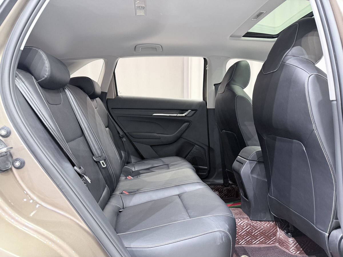 Skoda Kamiq 2022 - фото автомобиля