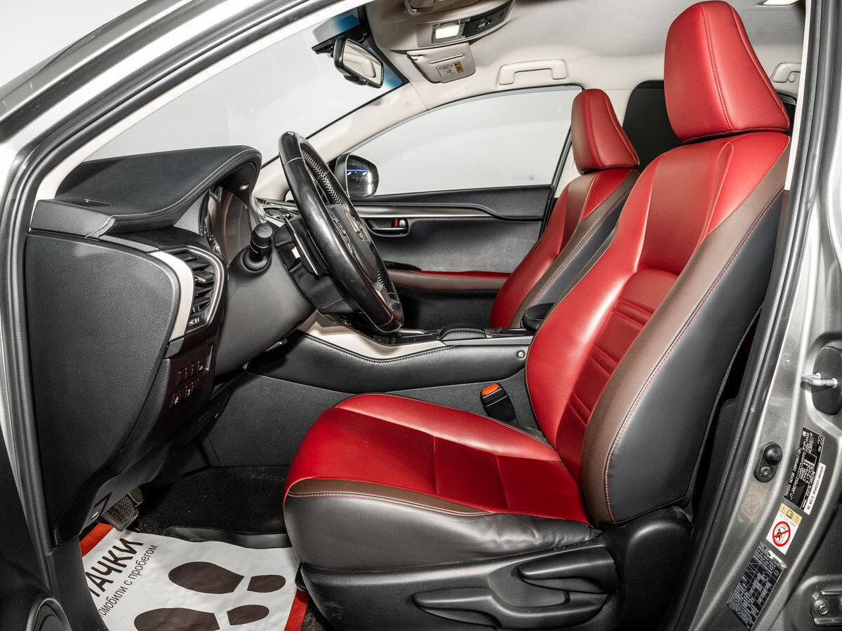 Lexus NX300 2017 - фото автомобиля